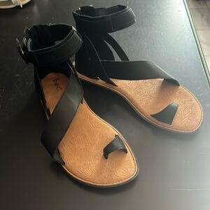 ADORBS! B.o.c. Ankle strap sandals Sz 9